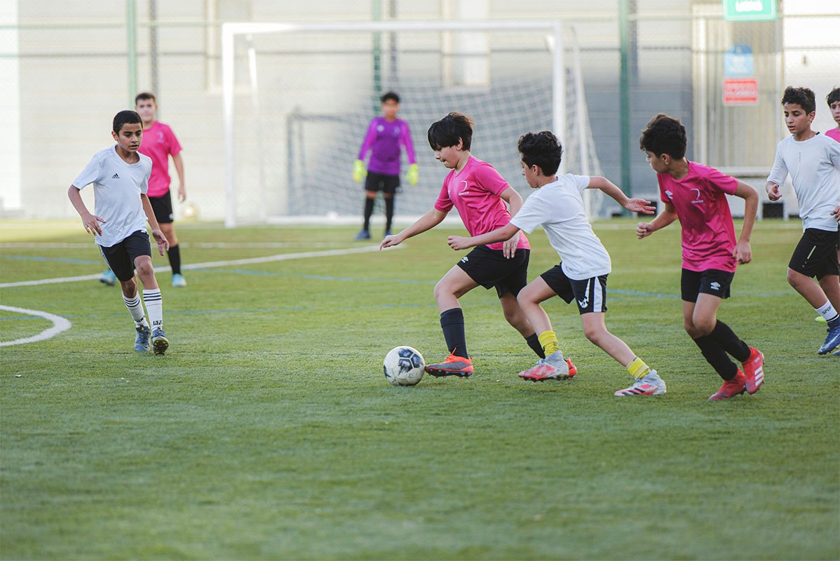athenee-royal-vauban-charleroi-maisonbienvu-etablissement-foot